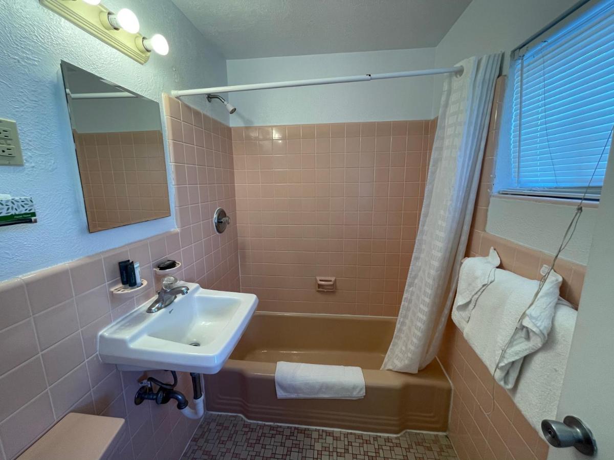 American Safari Motel Wildwood Crest Beach Экстерьер фото