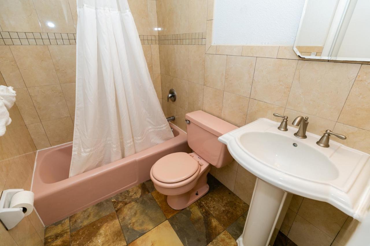 American Safari Motel Wildwood Crest Beach Экстерьер фото